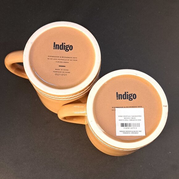 Pair of Indigo Gingerbread Cookie Pocket Mugs - Picture 6 of 6